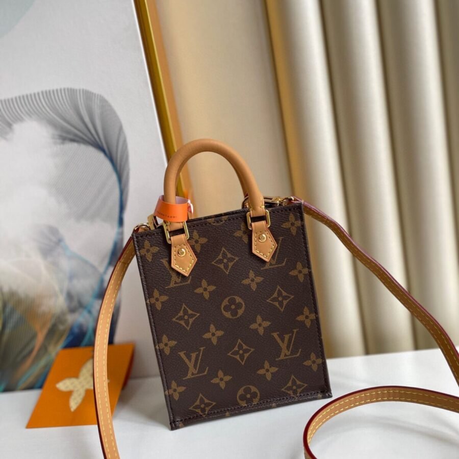 PETIT SAC PLATMonogram coated canvas