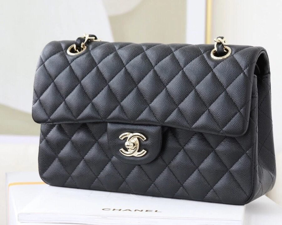 Small Classic Handbag