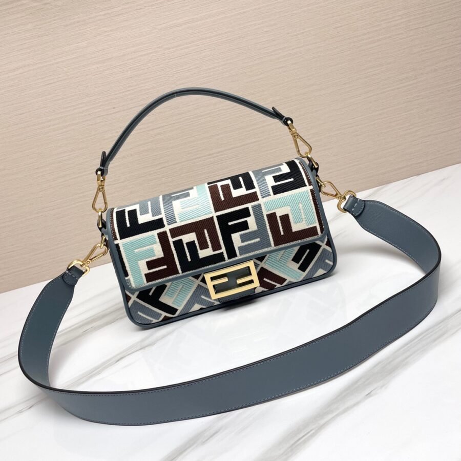 Fendi Baguette